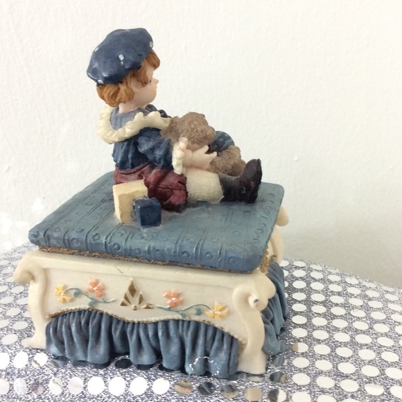 Antique Vintage Box with Boy and Teddy Bear - Picture 3 of 3